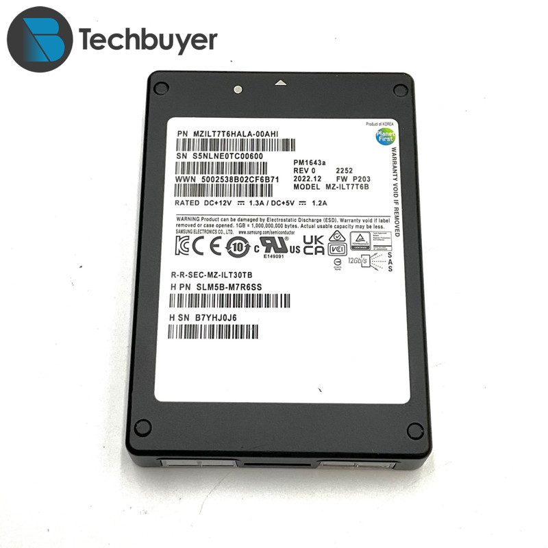 SSD-накопитель Samsung MZILT7T6HALA-00AHI