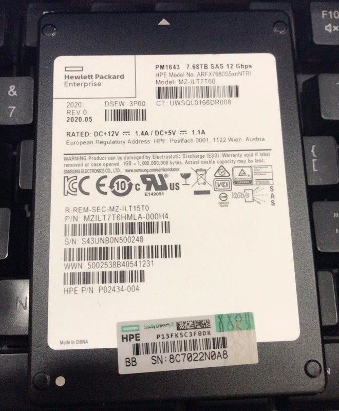 SSD-накопитель HPE MZILT7T6HMLA-000H4