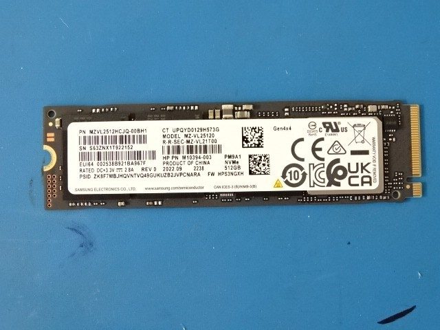 SSD-накопитель Samsung MZVL2512HCJQ-00BH1