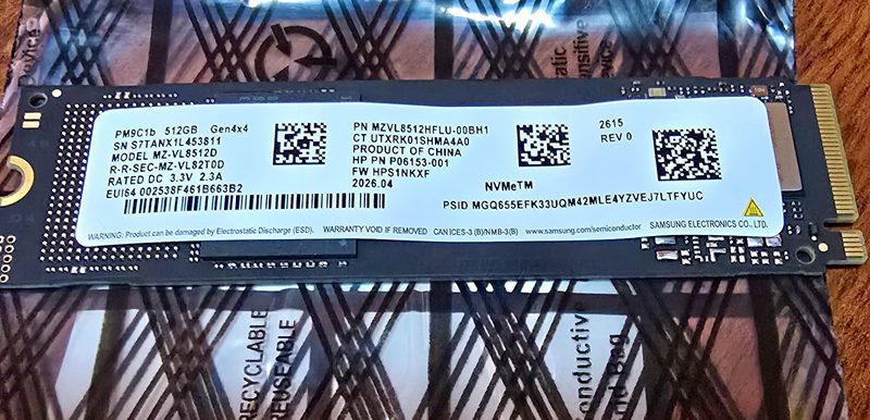SSD-накопитель Samsung MZVL8512HFLU-00BH1