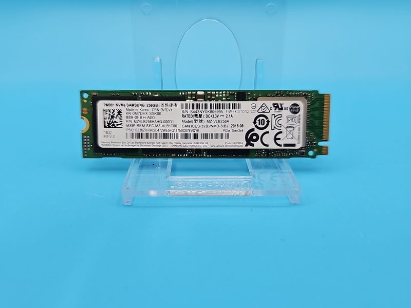 SSD-накопитель Dell MZVLB256HAHQ-000D1