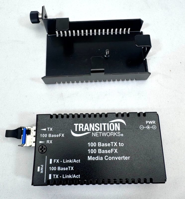 Медиаконвертер Transition Networks M/E-TX-FX-01