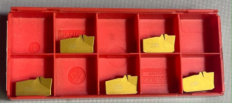 Режущий инструмент Sandvik N151.2-A250-60-5G