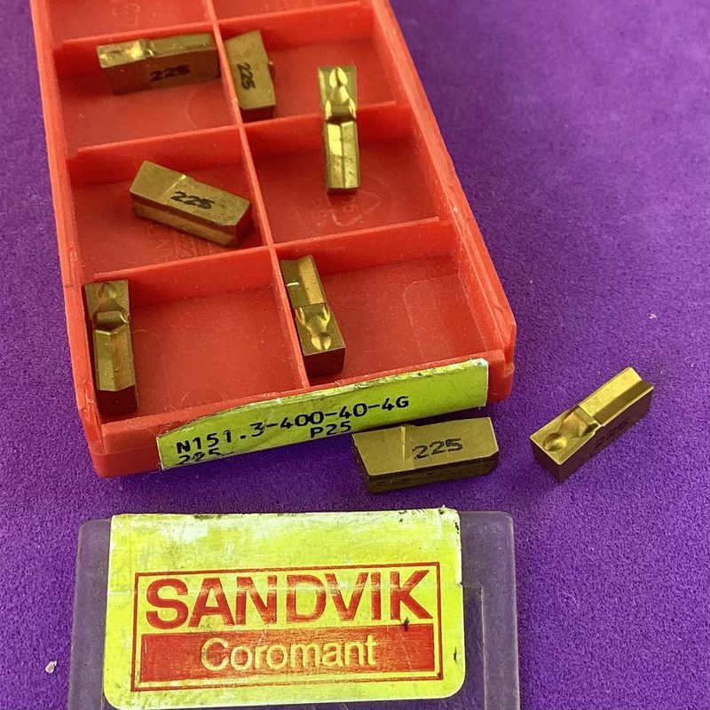 Режущий инструмент Sandvik N151.3-400-40-4G