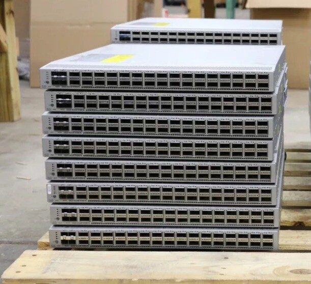 Коммутатор Cisco N3K-C3132Q-XL