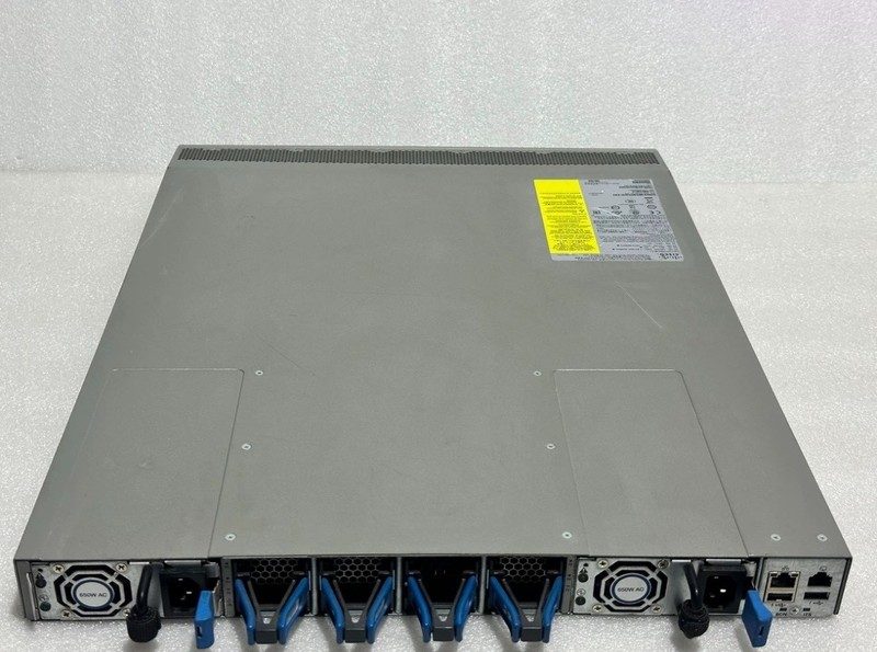 Коммутатор Cisco N9K-C9372TX-E48X10GBIT
