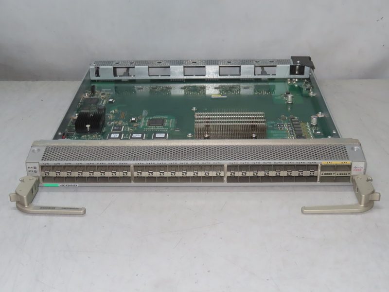 Линейная карта Cisco N9K-X9464PX-48