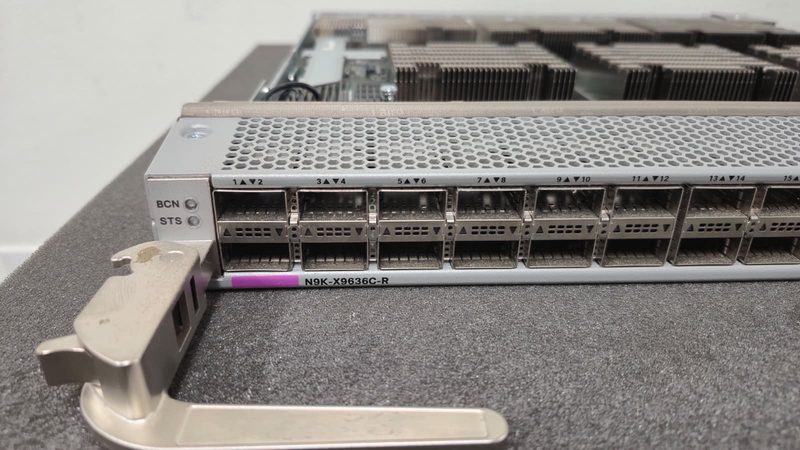Коммутатор Cisco N9K-X9636C-R