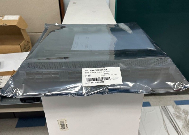 Коммутатор Cisco N9K-X9732C-EX