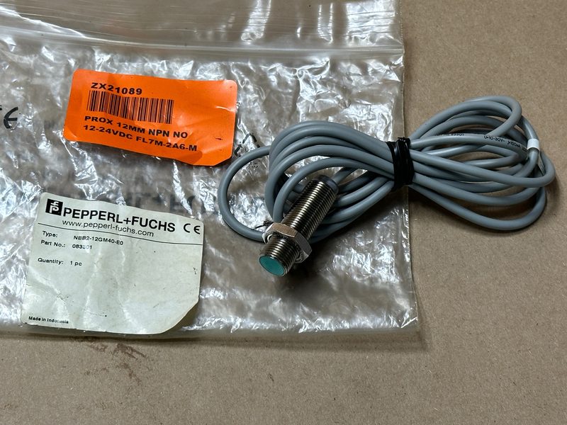 Датчик приближения Pepperl+Fuchs NBB2-12GM40-E0