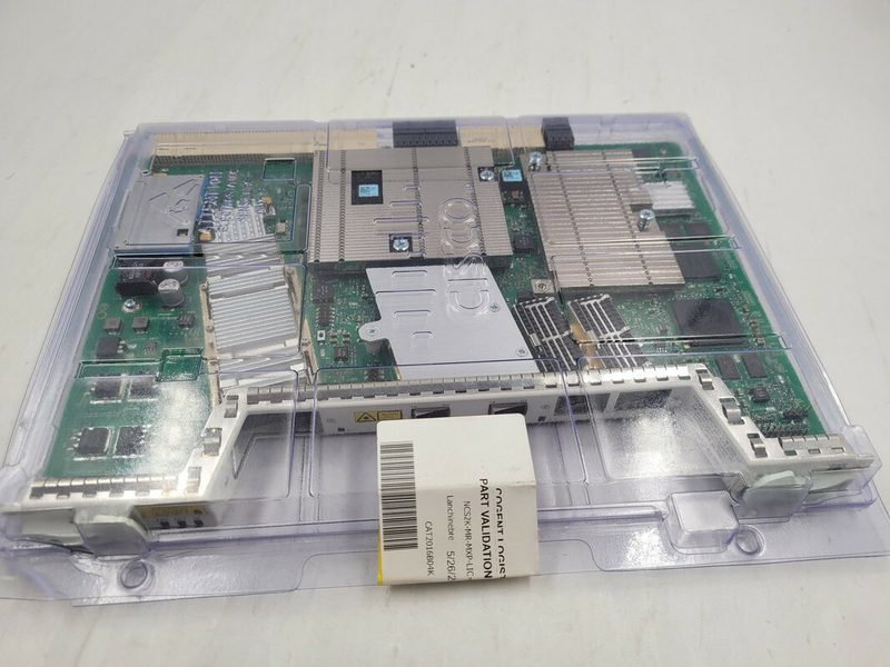 Коммутатор Cisco NCS2K-MR-MXP-LIC