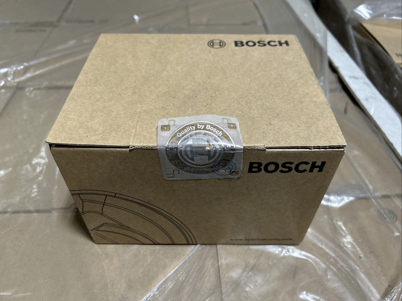 Камера Bosch NDI-5503-A-W