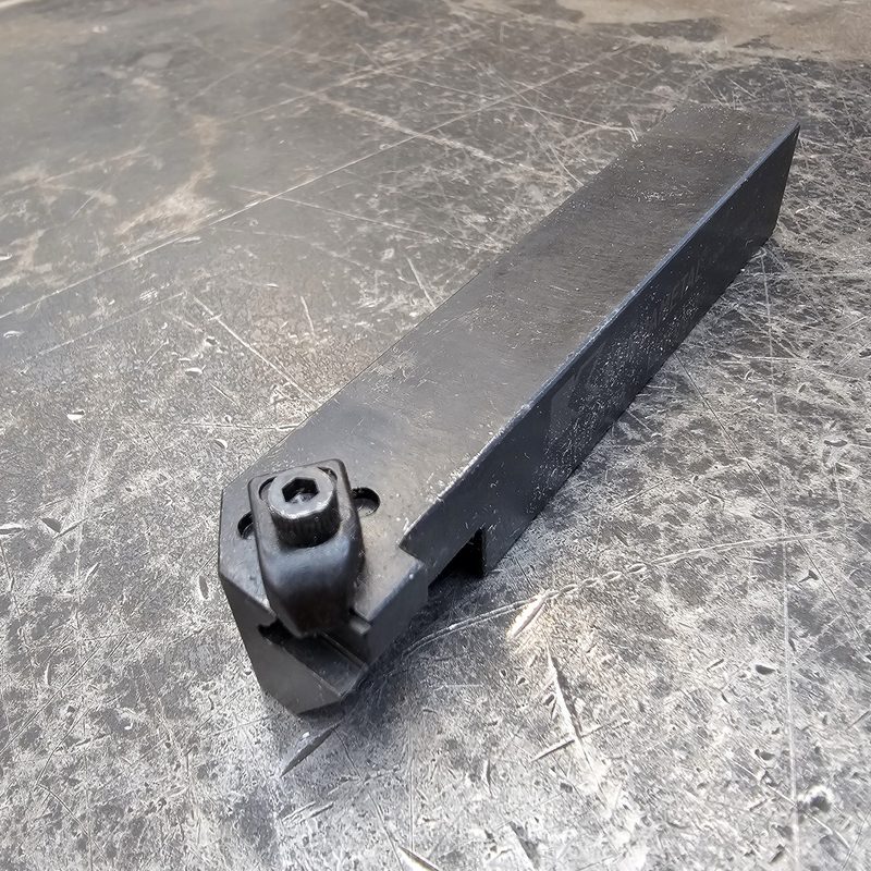 Режущий инструмент Kennametal NER-122B