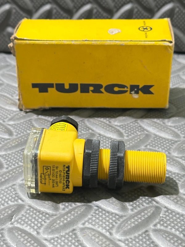 Датчик приближения Turck NI10-P18SK-AP6X2