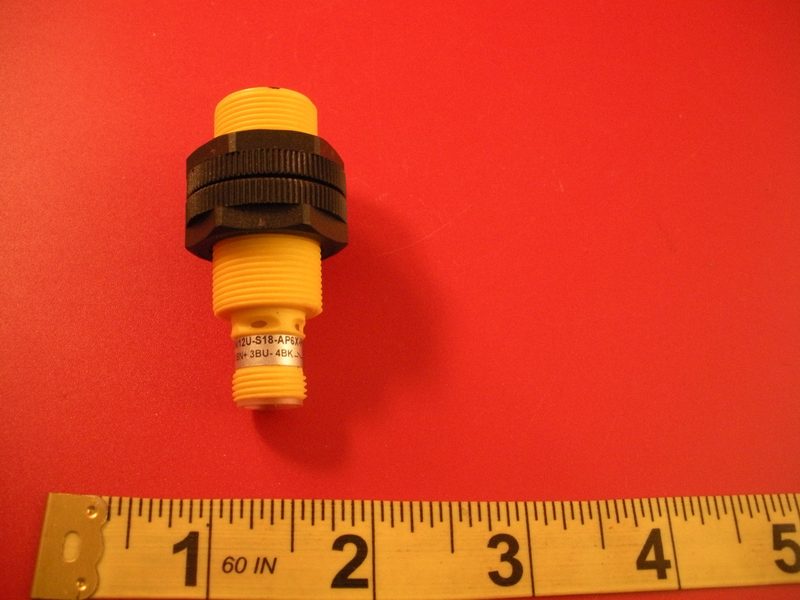 Датчик приближения Turck NI12U-S18-AP6X-H114