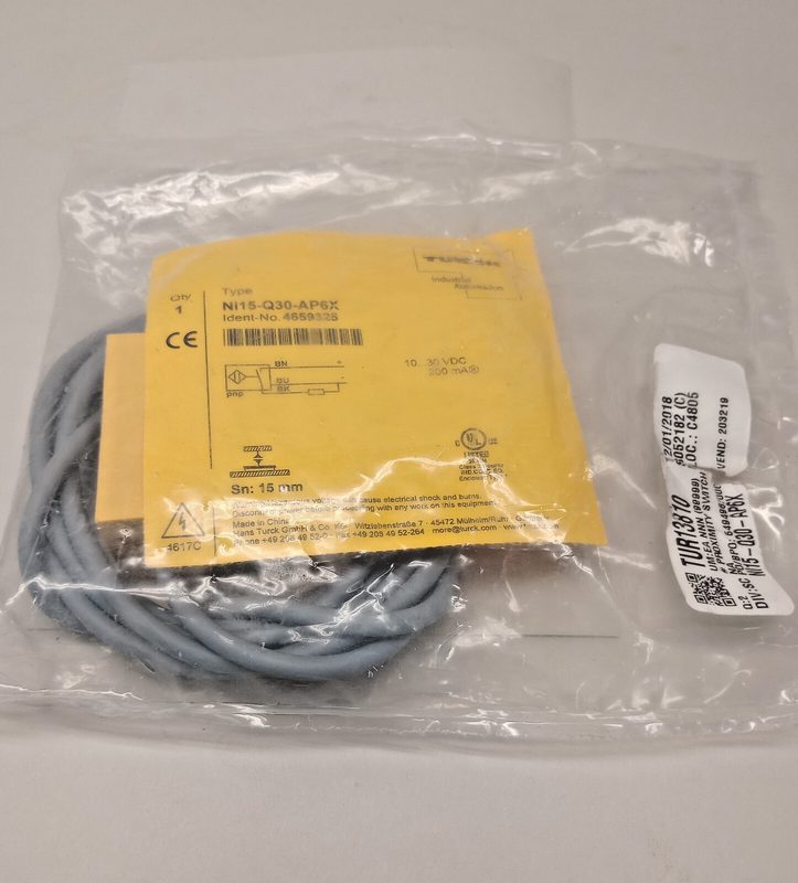 Датчик приближения Turck NI15-Q30-AP6X