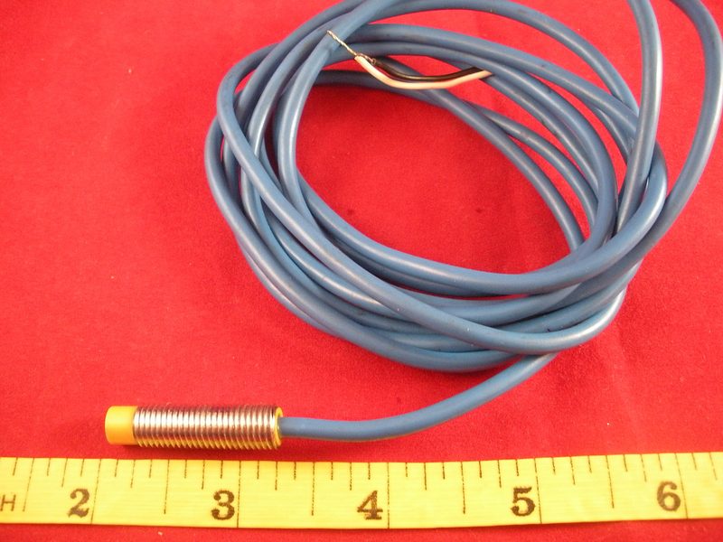 Датчик приближения Turck NI2-G08-YO