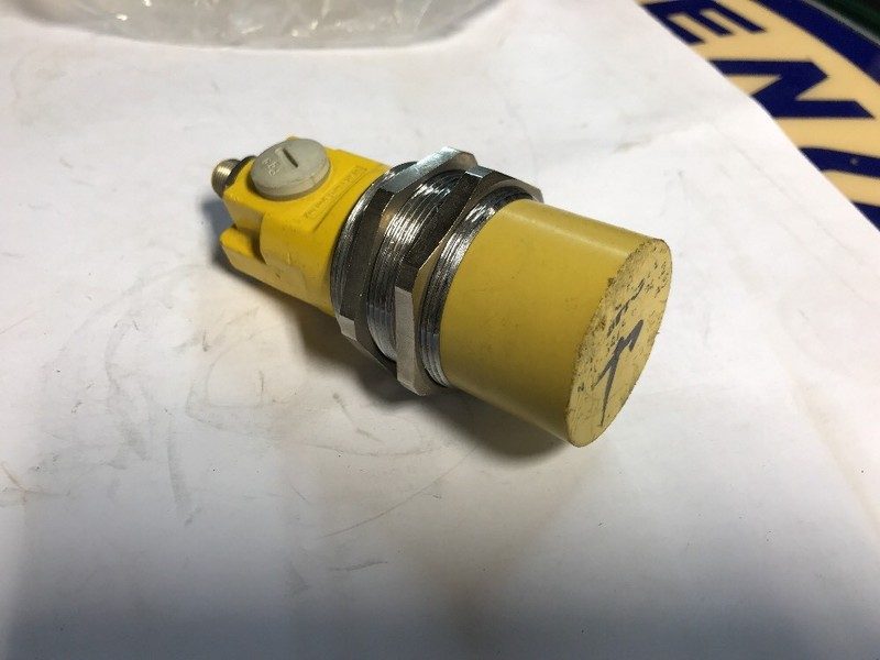 Датчик приближения Turck NI40-G47SR-VP4X2