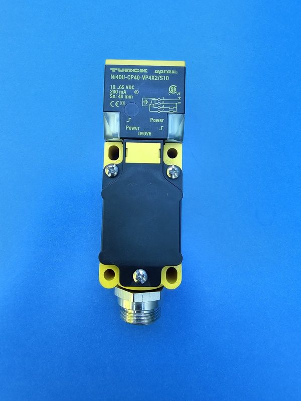 Датчик приближения Turck NI40U-CP40-VP4X2/S10