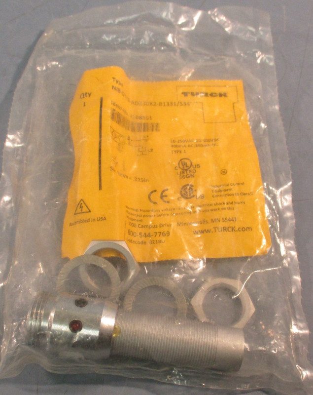 Датчик приближения Turck NI8GT18ADZ30X2B1331S34