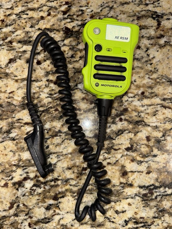 Выносной микрофон Motorola NNTN8203A