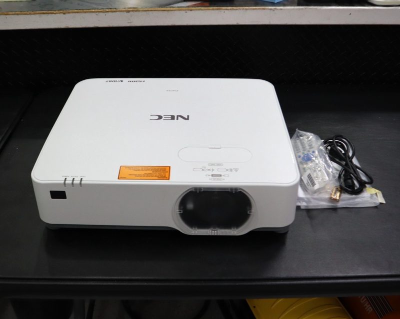 Проектор NP-P547UL-RST-01