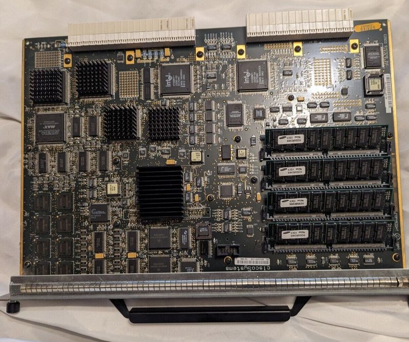 Маршрутизатор Cisco NPE-200