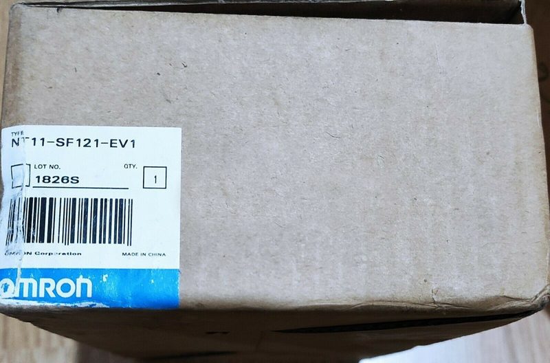 Панель оператора Omron NT11-SF121-EV1