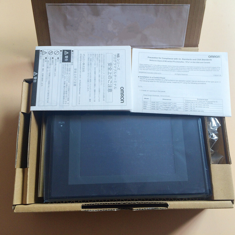 Панель оператора Omron NT600S-ST211B-EV3