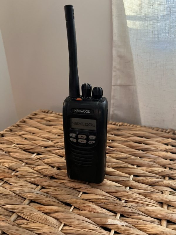 Радиостанция Kenwood NX-300