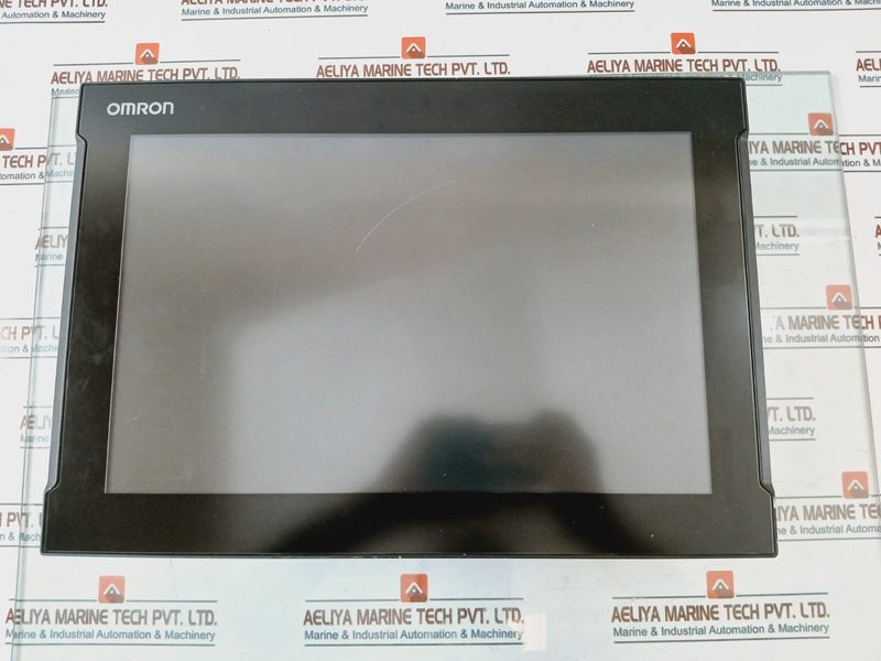 Промышленный компьютер Omron NYP25-312C1-15WC1000