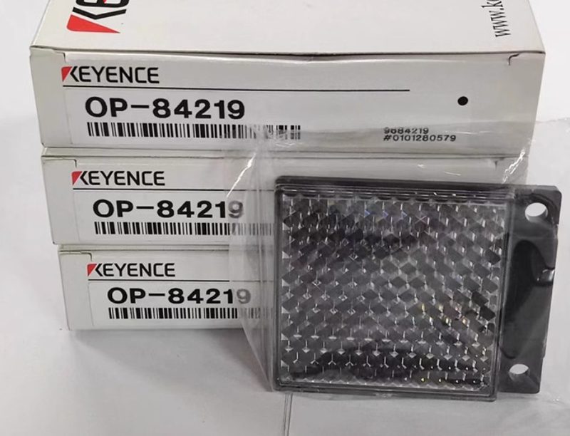 Фотоэлектрический датчик Keyence OP-84219