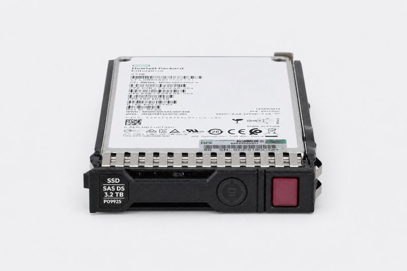 SSD-накопитель HPE P09094-B21