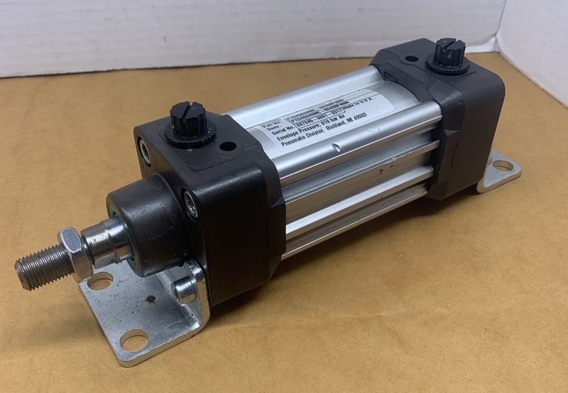 Пневмоцилиндр Parker P1D4S040MC-0040NFNNN