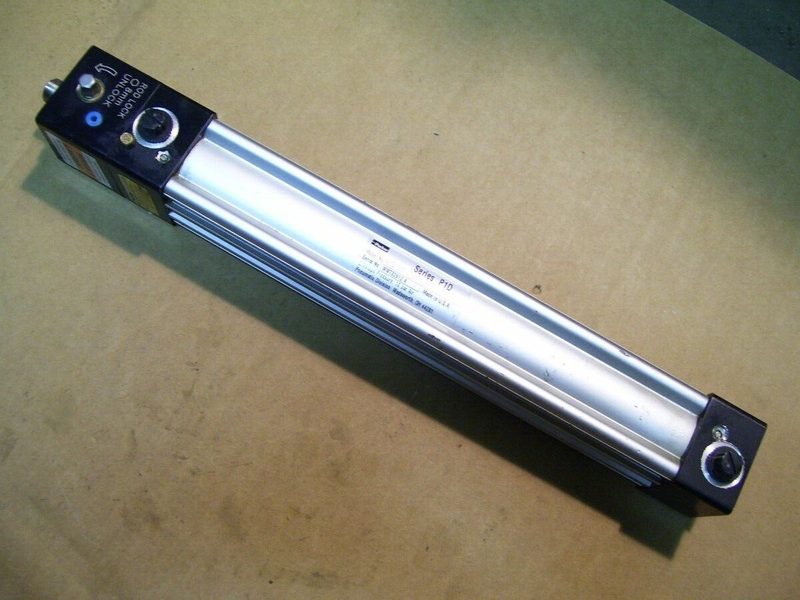 Пневмоцилиндр Parker P1DYJ040MC-0250NNN6N
