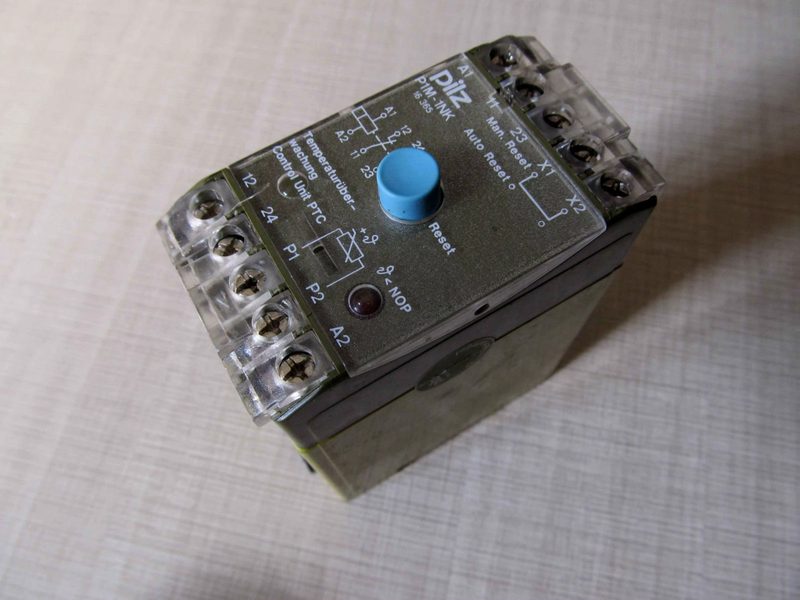 Реле защиты Pilz P1M-1NK/220V01A1R