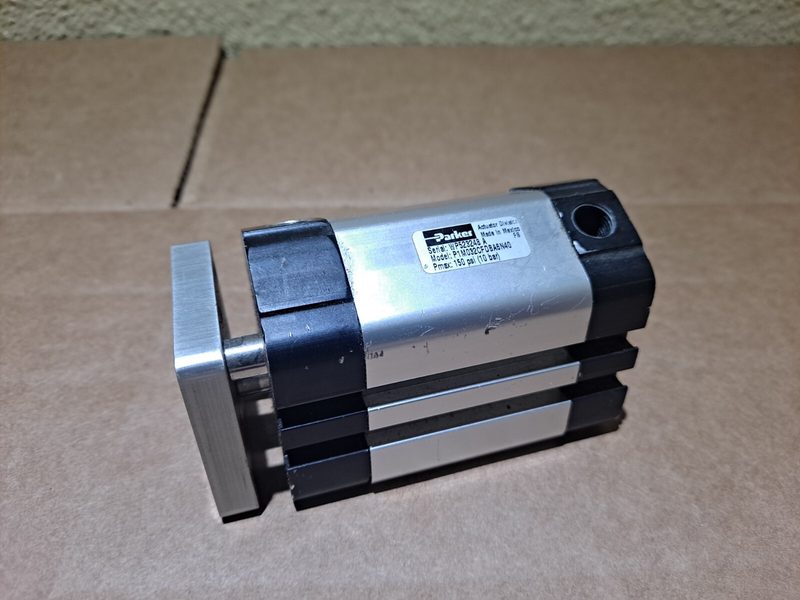 Пневмоцилиндр Parker P1M032CFDBA6N40