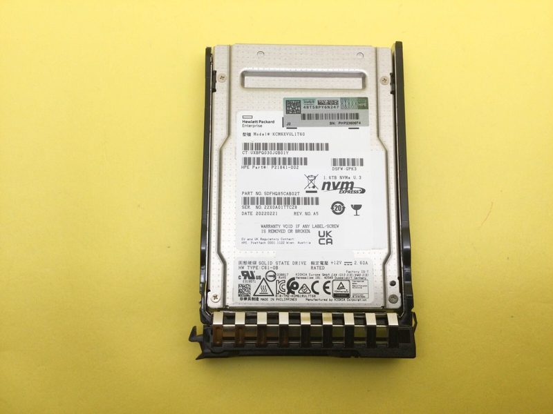 SSD-накопитель HPE P40493-B21