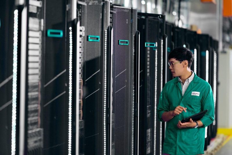 Сервер HPE P48910-B21