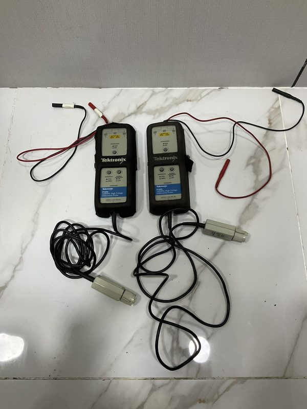 Пробник Tektronix P5205
