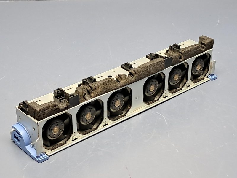 Запчасть для сервера Dell P64K4
