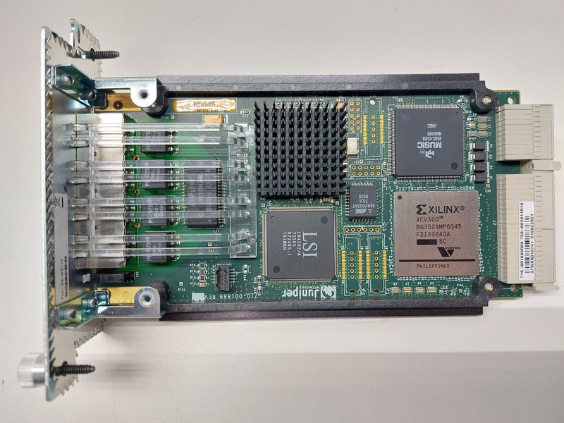 Коммутатор Juniper PB-4FE-TX