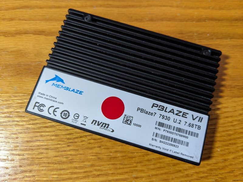 SSD-накопитель PBLAZE7