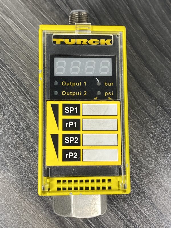 Датчик давления Turck PC010-GI1/4A1M-2APN8X-H1141