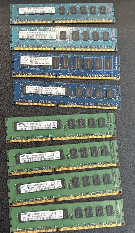 Модуль памяти Samsung PC3-10600E-09-10-D0