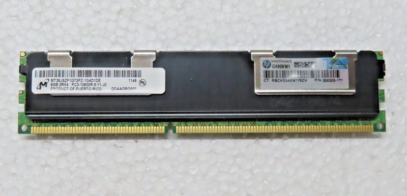 Модуль памяти Micron PC3-10600R-9-11-J0