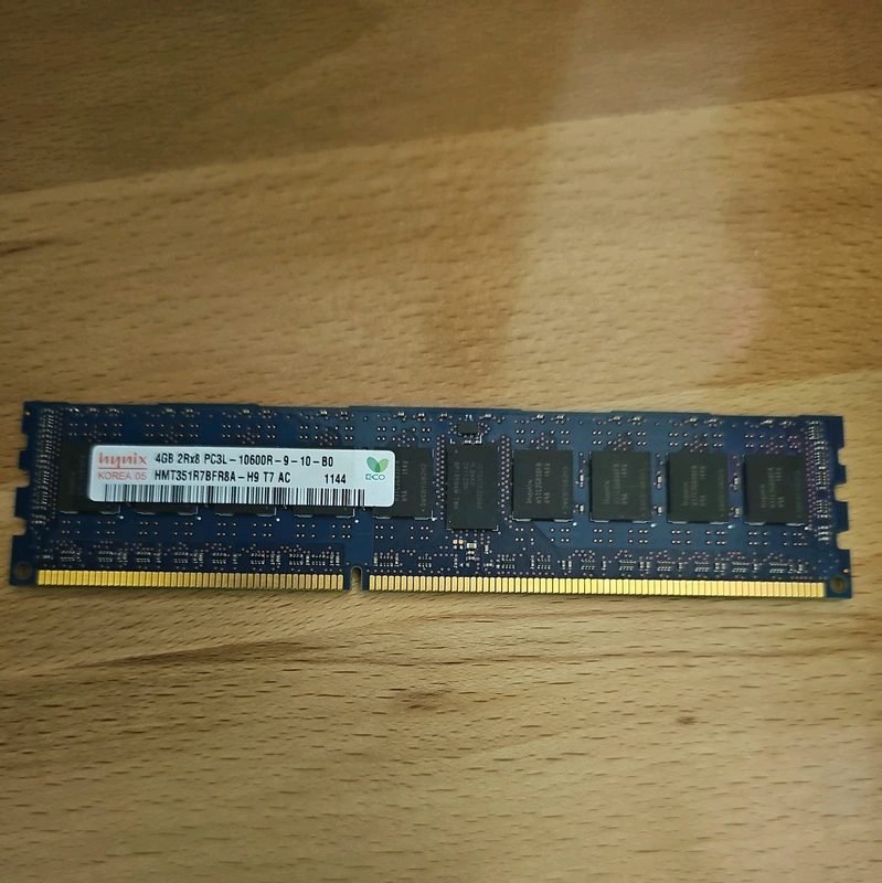 Модуль памяти Dell PC3L-10600R-9-10-B0