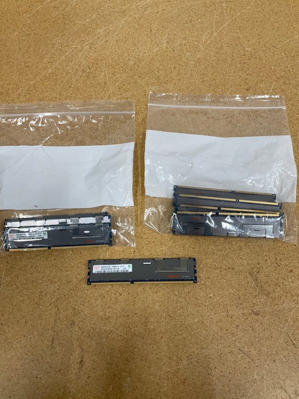 Модуль памяти SK hynix PC3L-10600R-9-10-E1