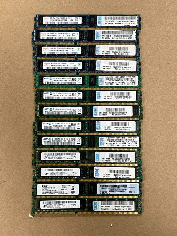 Модуль памяти SK hynix PC3L-10600R-9-11-LP