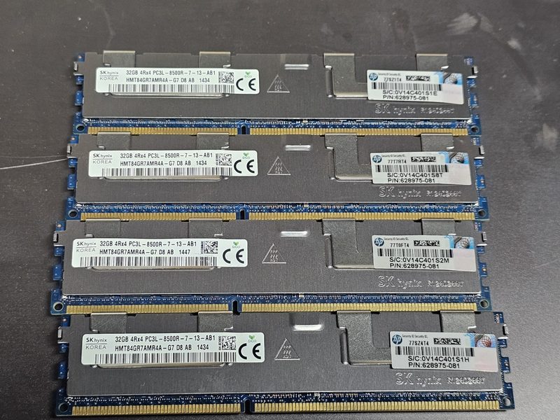 Модуль памяти SK hynix PC3L-8500R-7-13-AB1